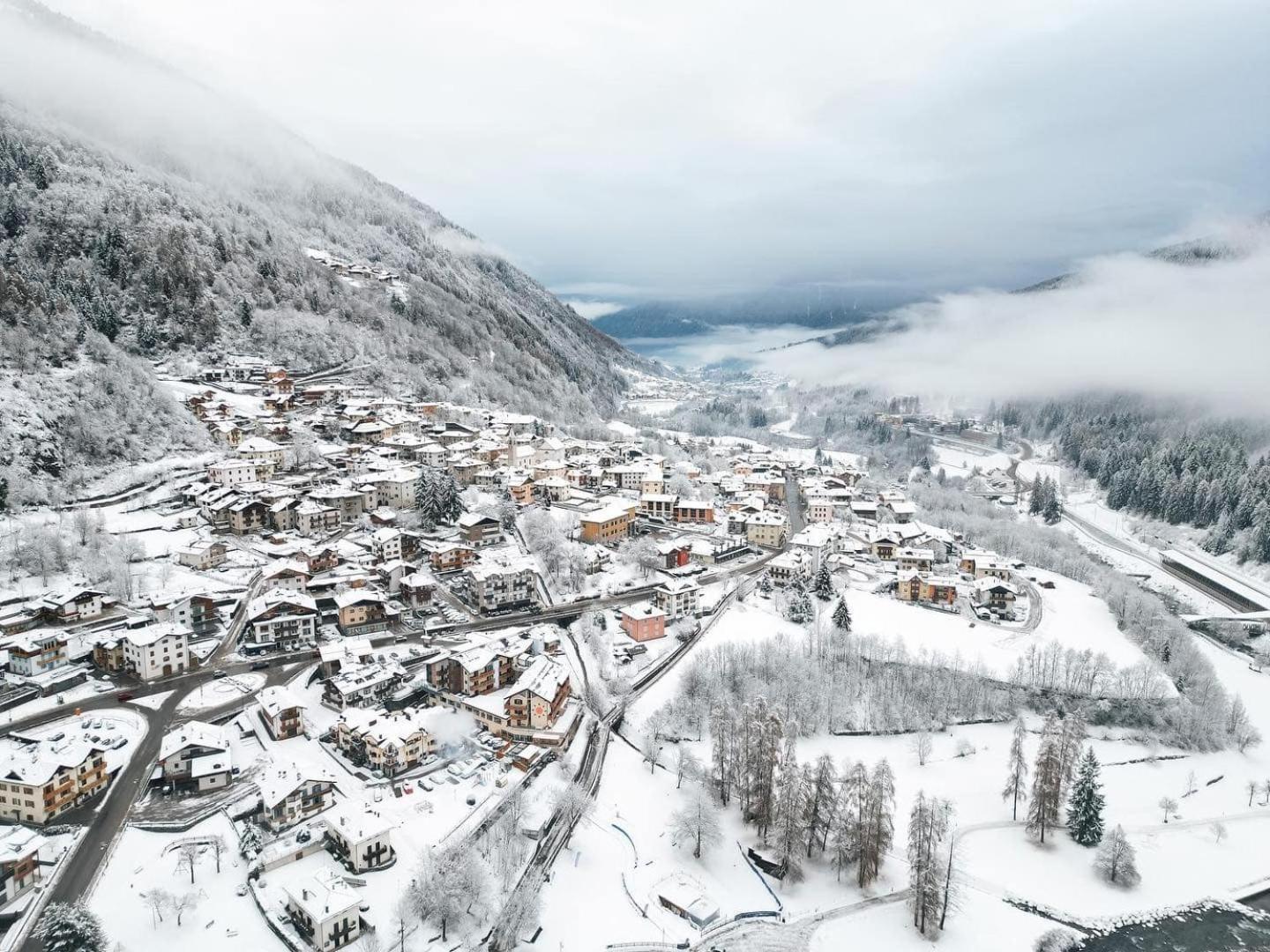 Residenza Albare Aparthotel Marilleva Buitenkant foto
